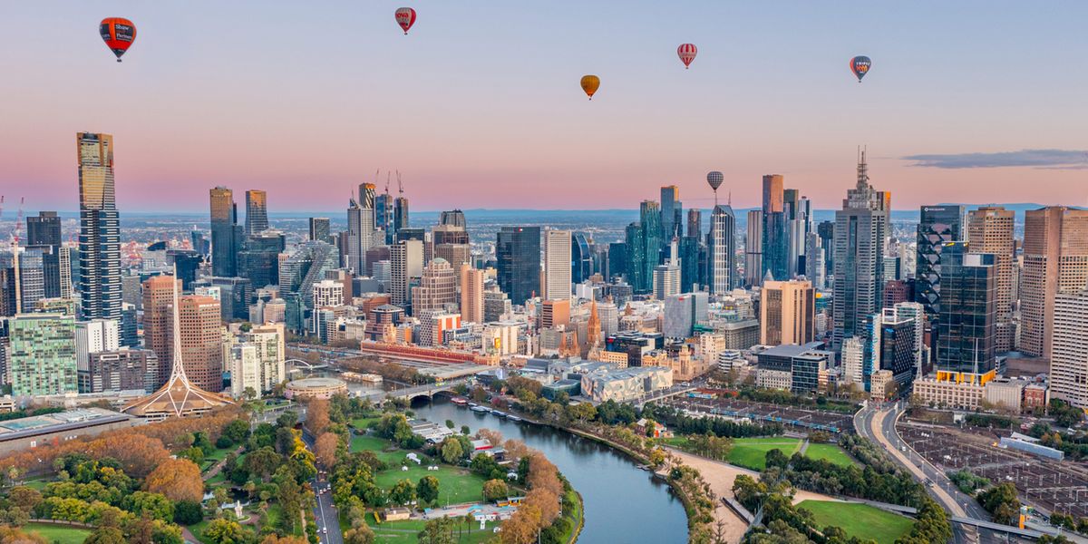 3833395-3833394_melbourne-landscape-images_1500x750_0003_melbourne—city-view-yara-balloons-1092050-134-credit-tourism-aust